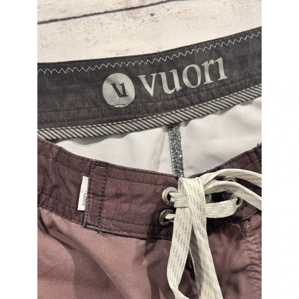 Vuori Board Shorts Mens 32 Red Stretch Surf Coastal Swim Trunk Unlined 7